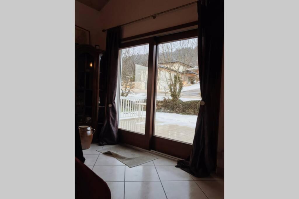 Maison Entiere Au Pied Du Plateau Du Retord 2 Sdb - Vouvray Holiday home *