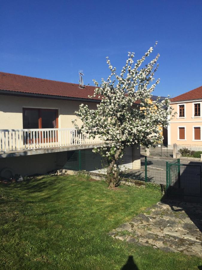 Maison Entiere Au Pied Du Plateau Du Retord 2 Sdb - Vouvray Ferienhaus *